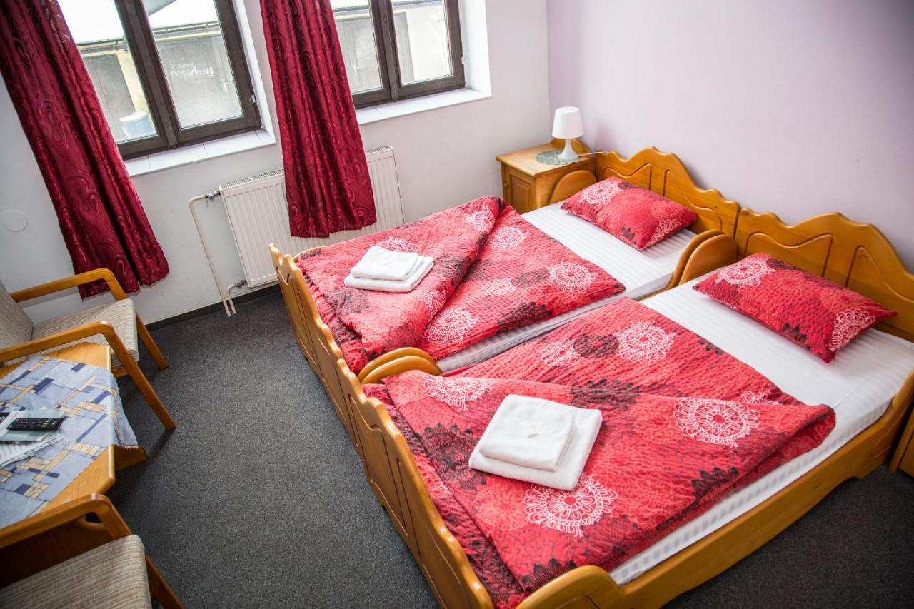 Hotel U Mesta Prahy Náchod Εξωτερικό φωτογραφία