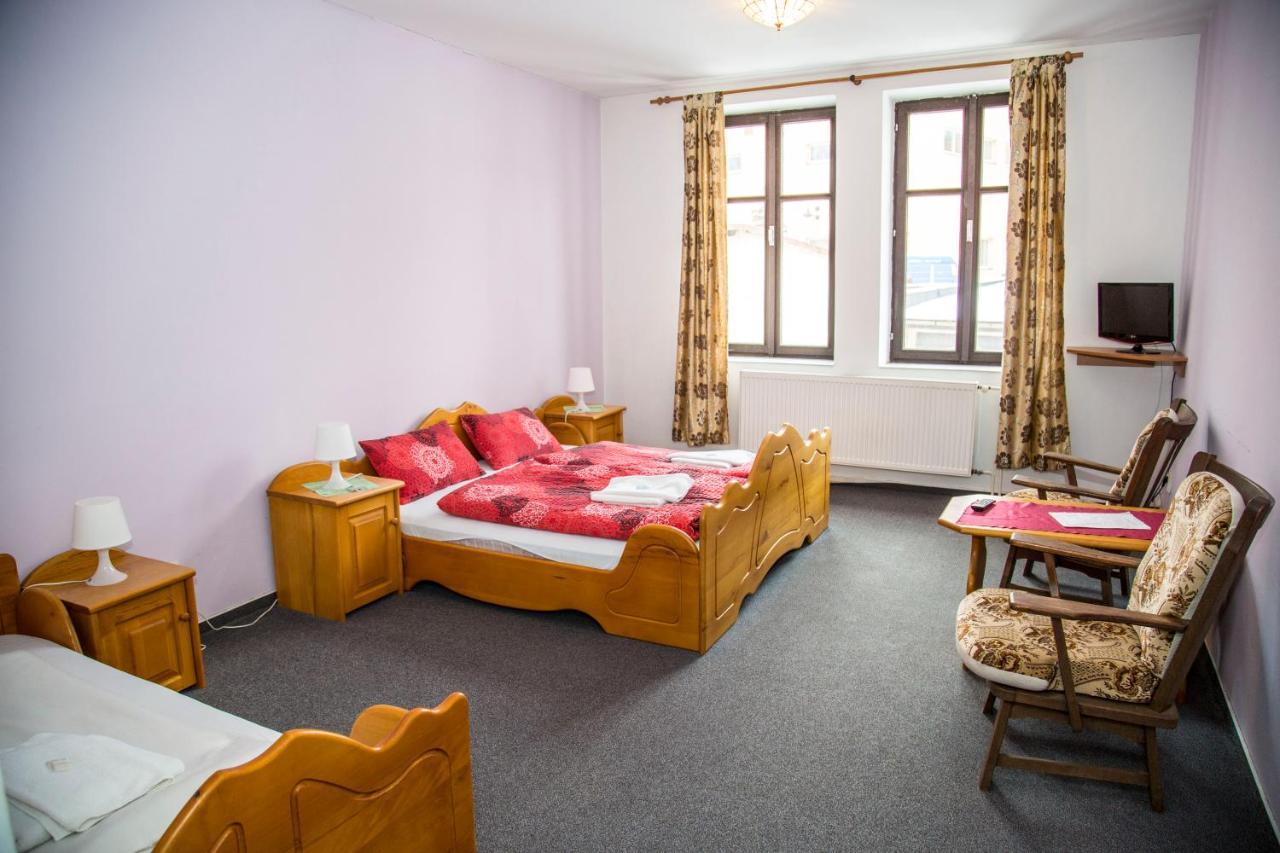 Hotel U Mesta Prahy Náchod Εξωτερικό φωτογραφία